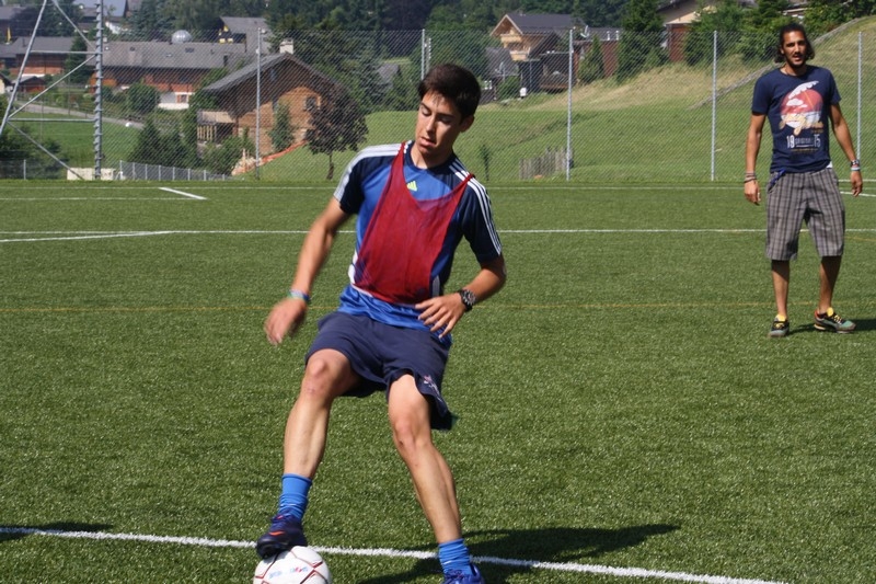 Village Camps International Summer Camp Leysin, Switzerland 2025-08-09 https://www.villagecamps.com/journals_admin/images/687-23-pitch (43).jpg